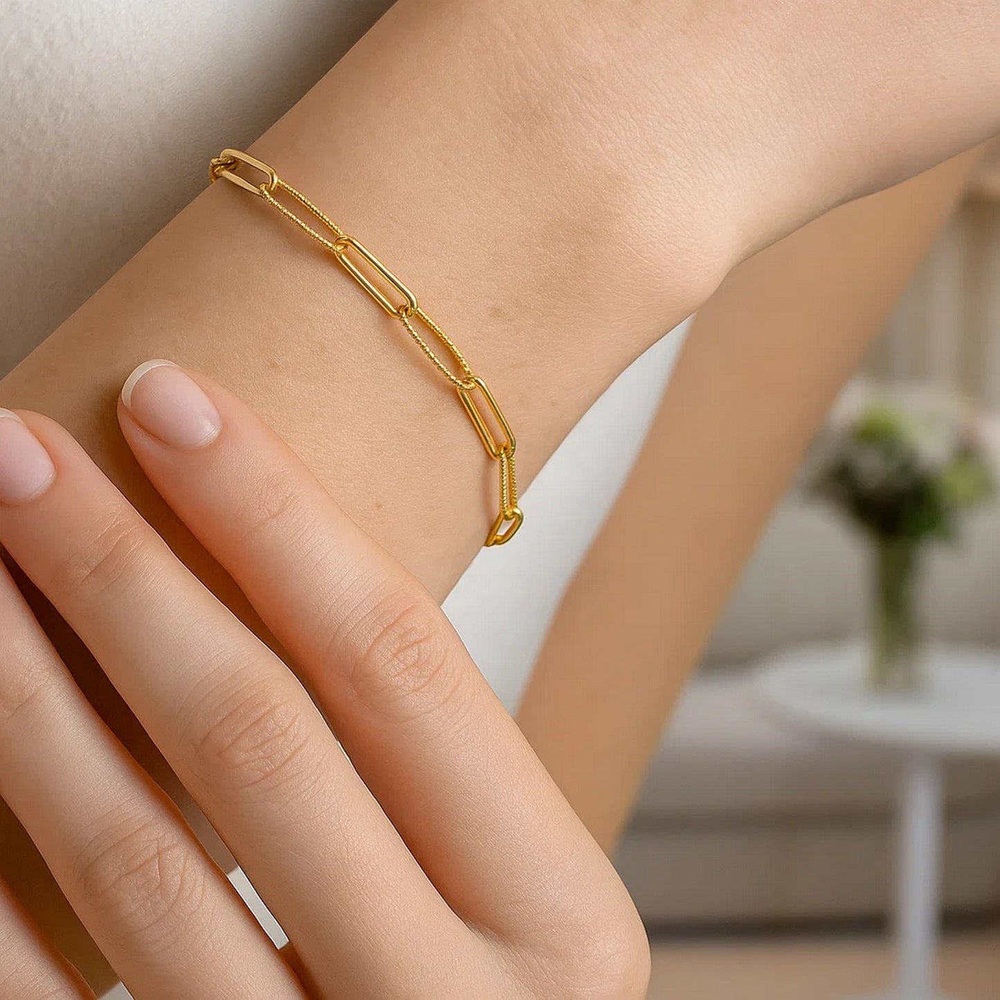 14k Yellow Gold High Polish Alternating Bead Paperclip Bracelet (3.50 mm)