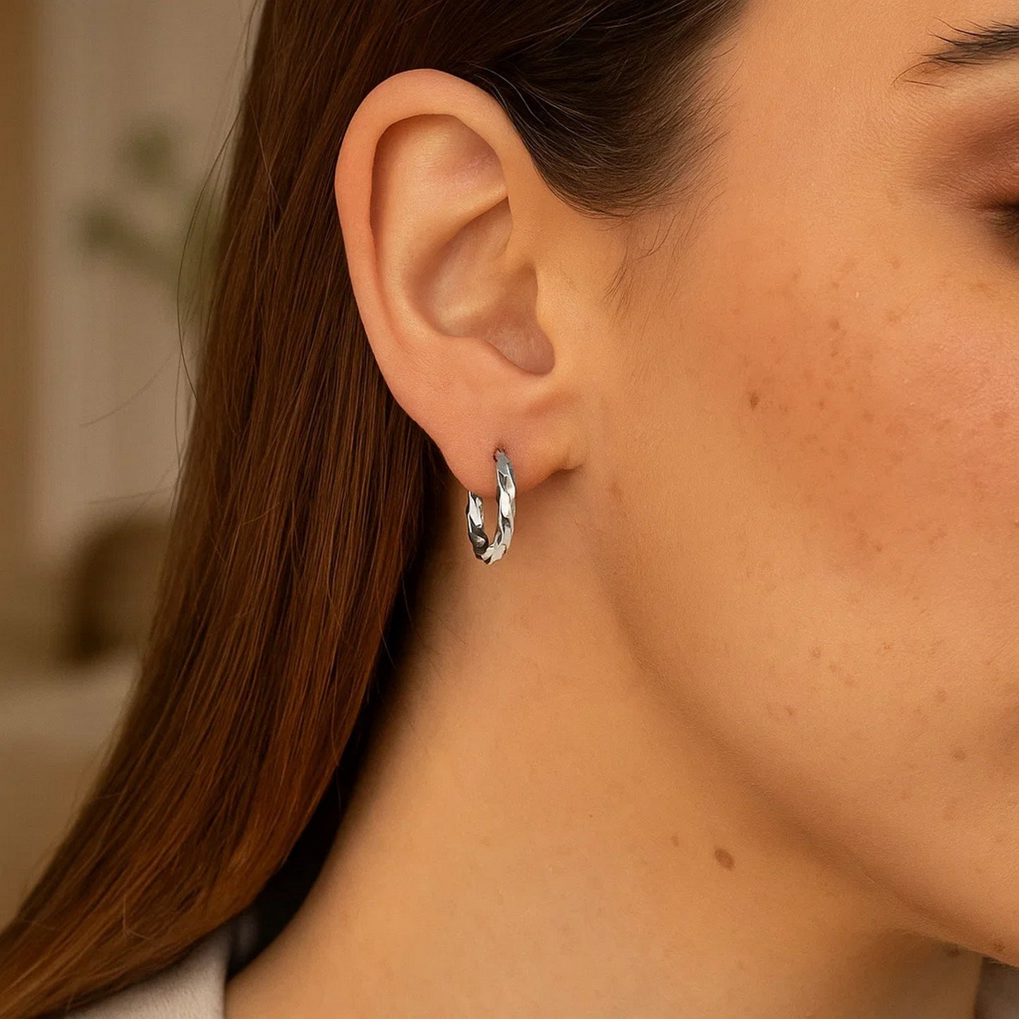 Spiral Style Polished Hoop Earrings in Sterling Silver(3x15mm)