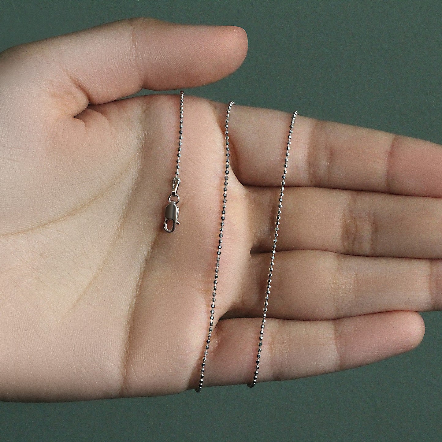 14k White Gold Diamond-Cut Bead Chain (1.10 mm)