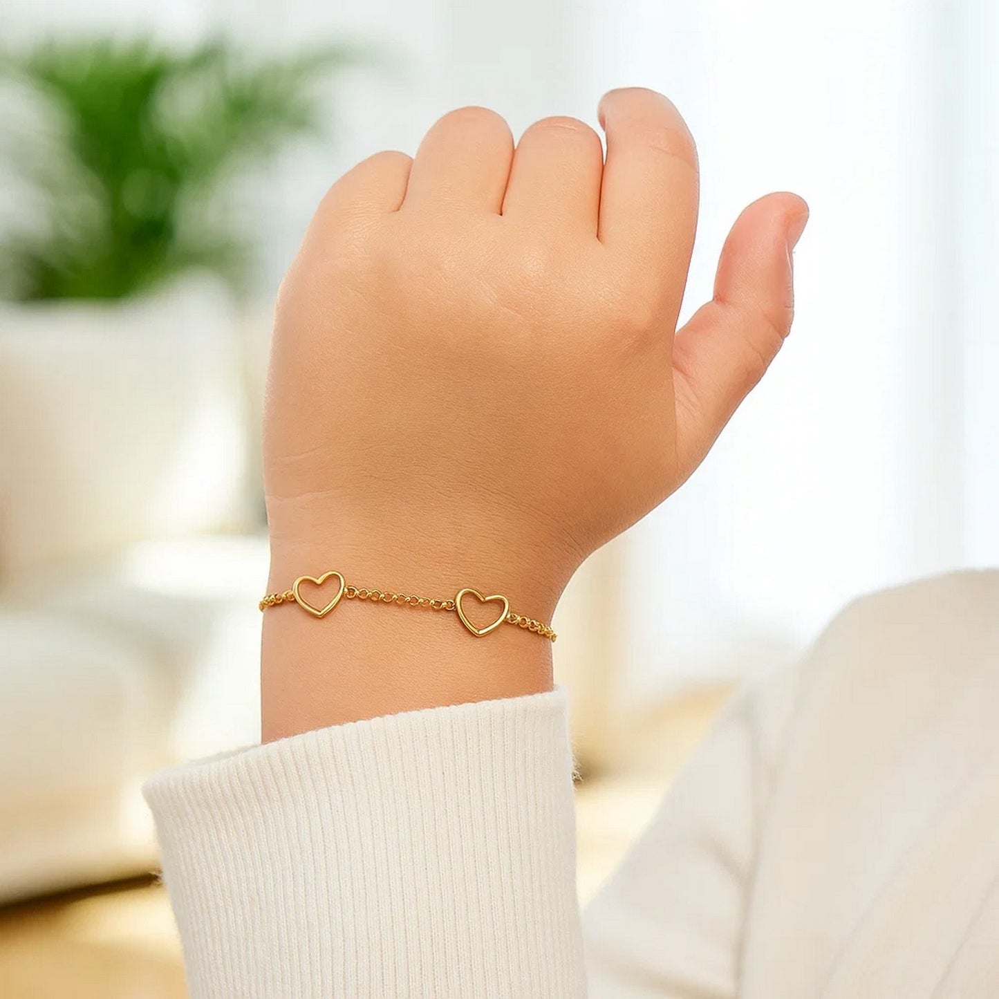14k Yellow Gold Childrens Bracelet with Hearts
