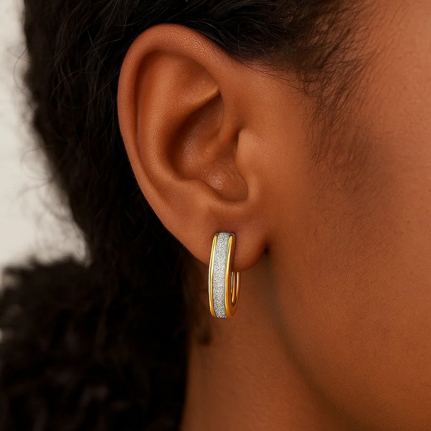 14k Two-Tone Gold Glitter Center Oval Hoop Earrings(4x15mm)