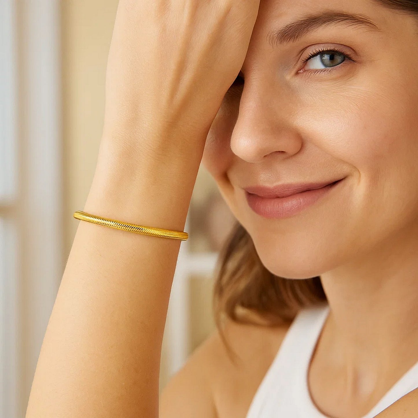 14K Yellow Gold Small Stretch Mesh Bracelet (3.40 mm)