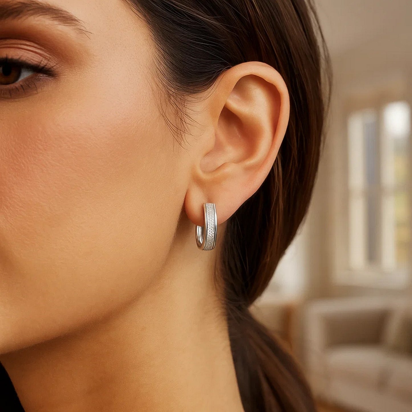 14k White Gold Glitter Center Oval Hoop Earrings(4x15mm)