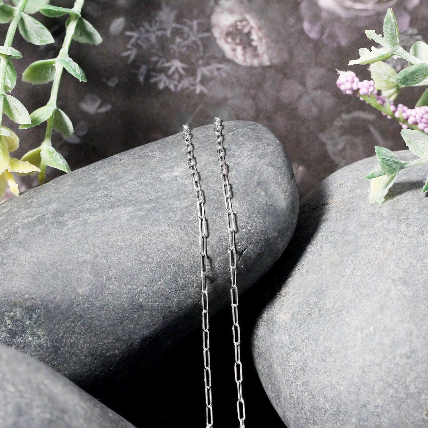14k White Gold Adjustable Paperclip Chain (1.50 mm)