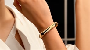 Classic Bangle in 14k Yellow Gold (13.50 mm)